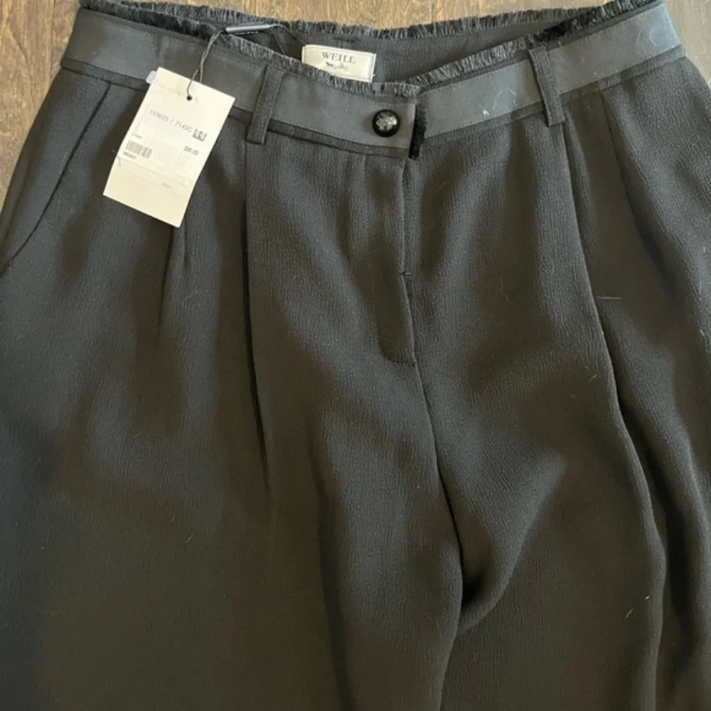 Weill black dress‎ pants- size large